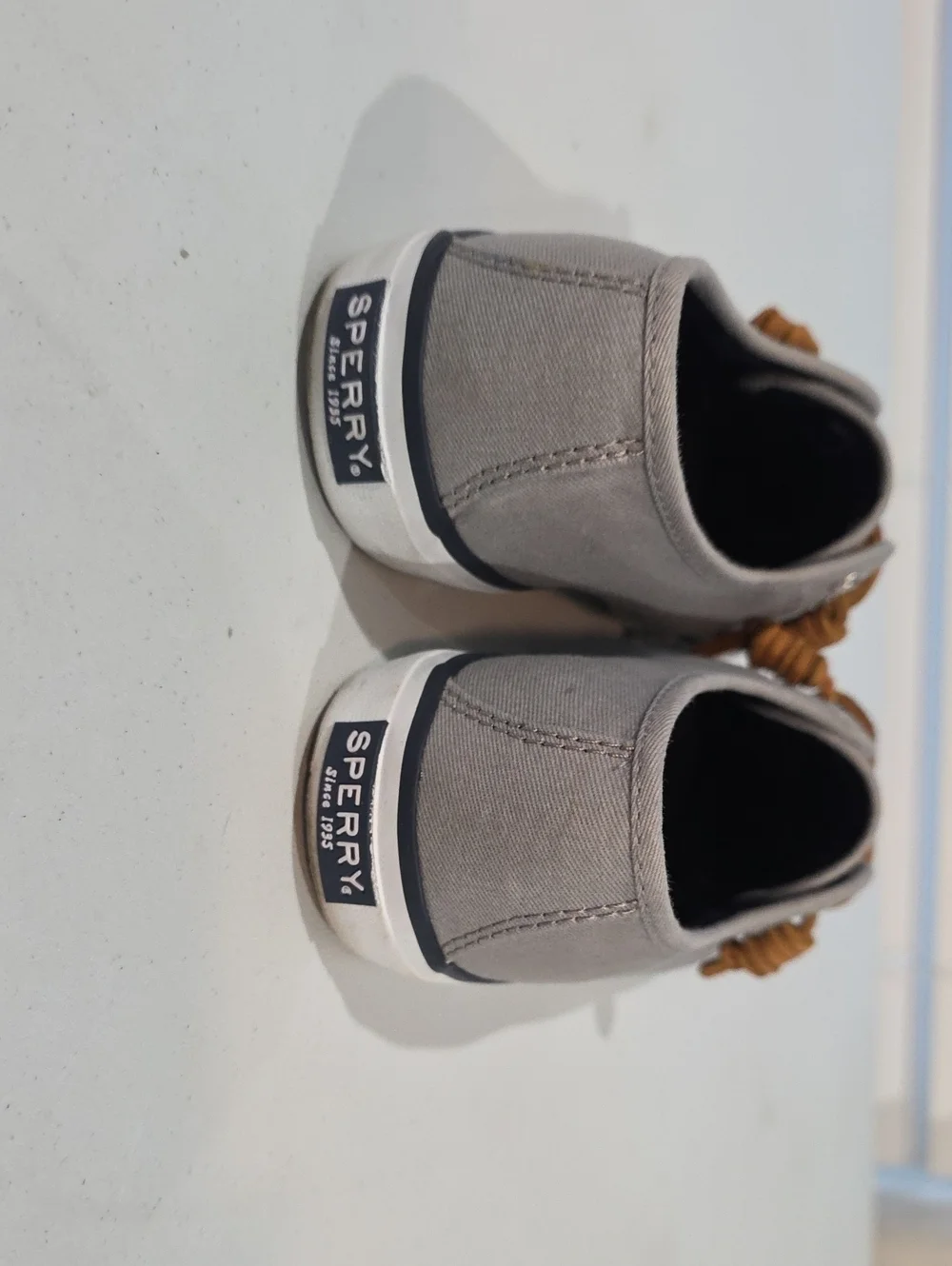 Sperry Women's 6.5 Pier View Gray Canvas Sneaker with Leather Laces